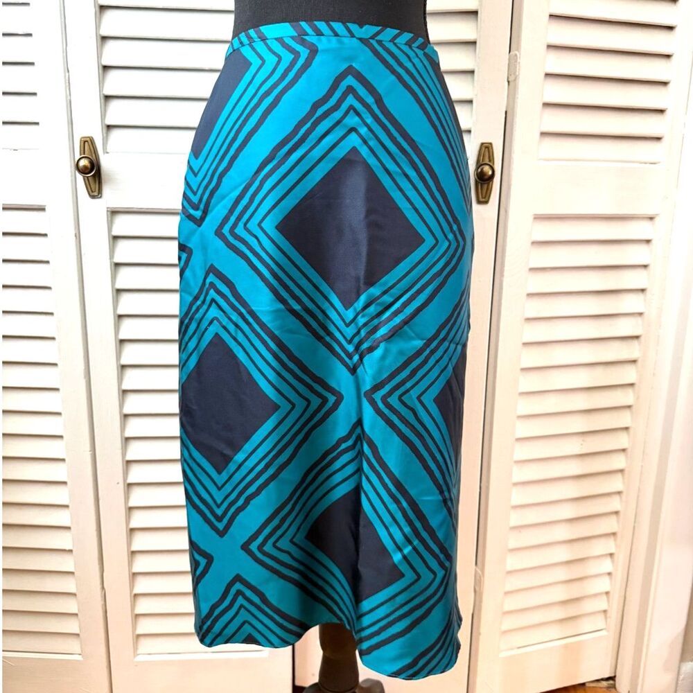 Y2K Banana Republic 100% Silk Geometric Teal and Black Midi A-Line Skirt Size 6